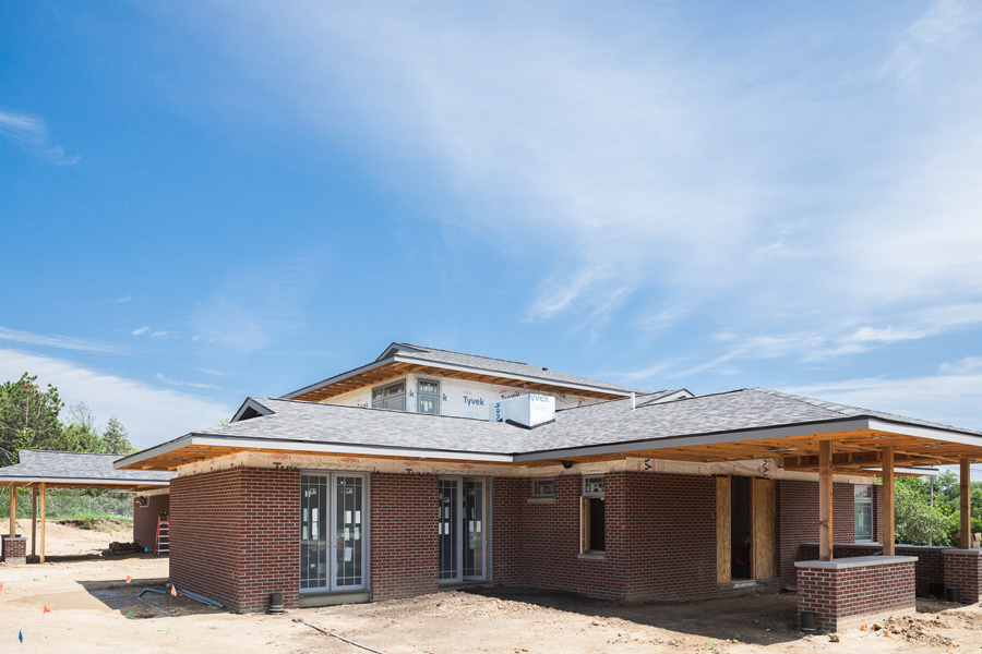 Image of the future president's residence, which features Prairie Style architechture.