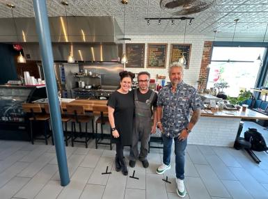 Libby Power-Leybman ’96, her husband Gary Leybman and Guy Fieri
